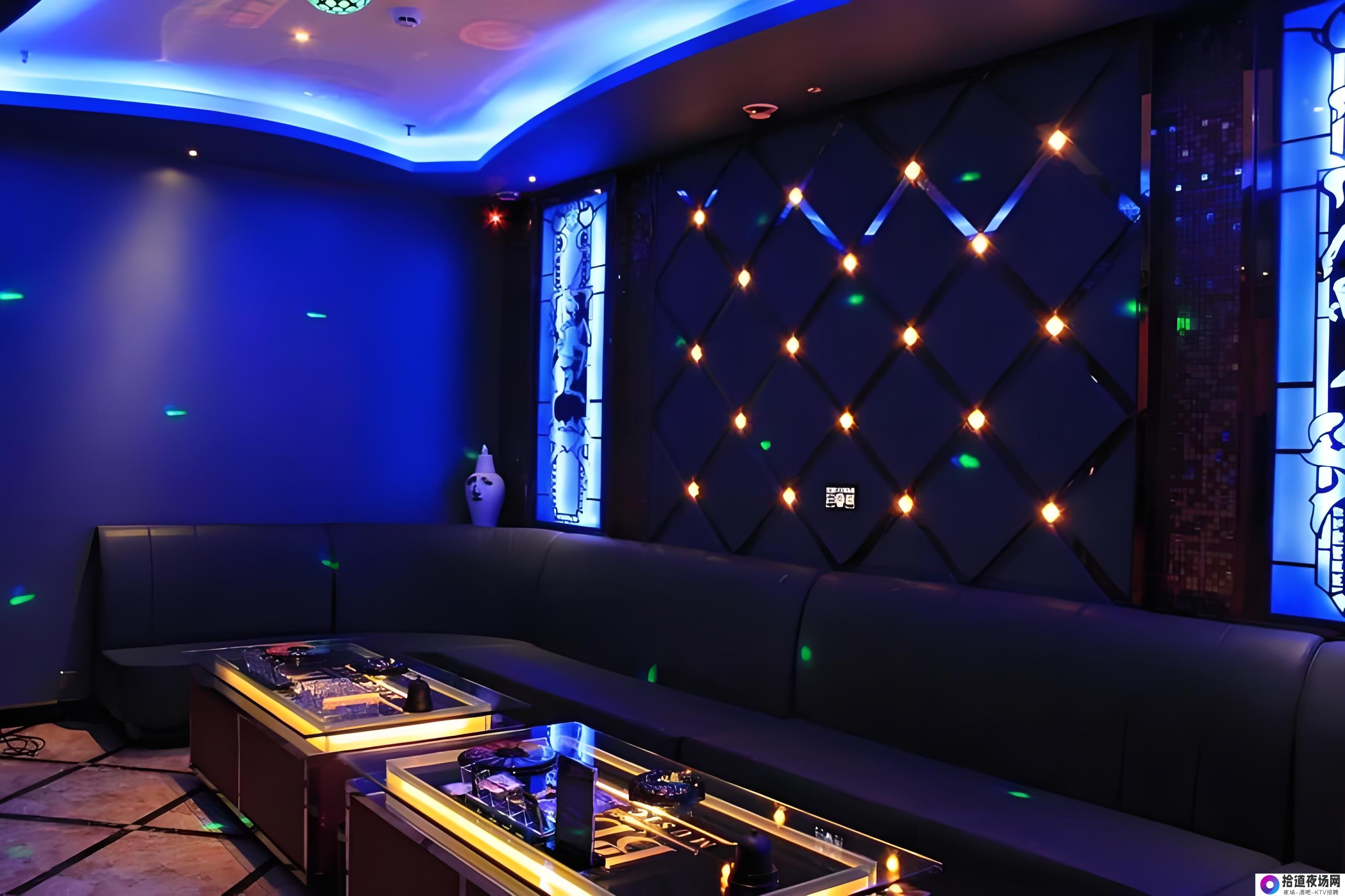 揭秘KTV必点！排行榜前100首歌曲，带你唱游城市风情